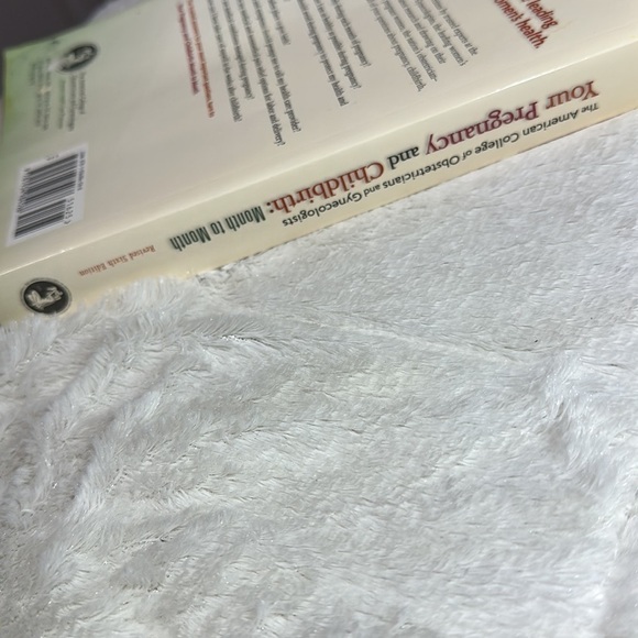 Your Pregnancy and Childbirth: Month to Month, Sixth Edition - VERY GOOD - Picture 10 of 10